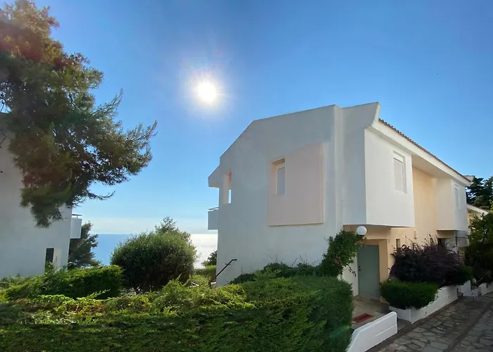 Konstantinos Siviri Nautilos Residence